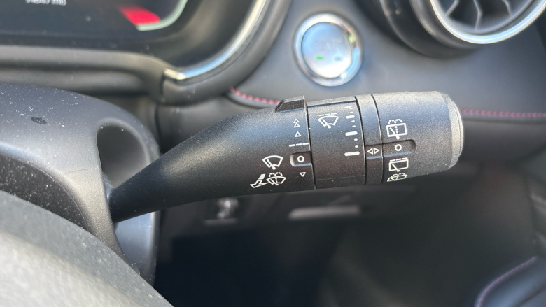 MG Hs 1.5 T-GDI Exclusive 5dr Petrol Hatchback